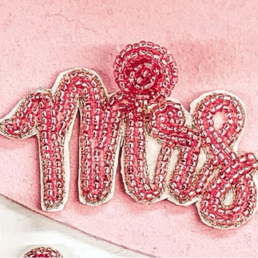 Mrs. Beaded Earrings NWT - Picture 2 of 11